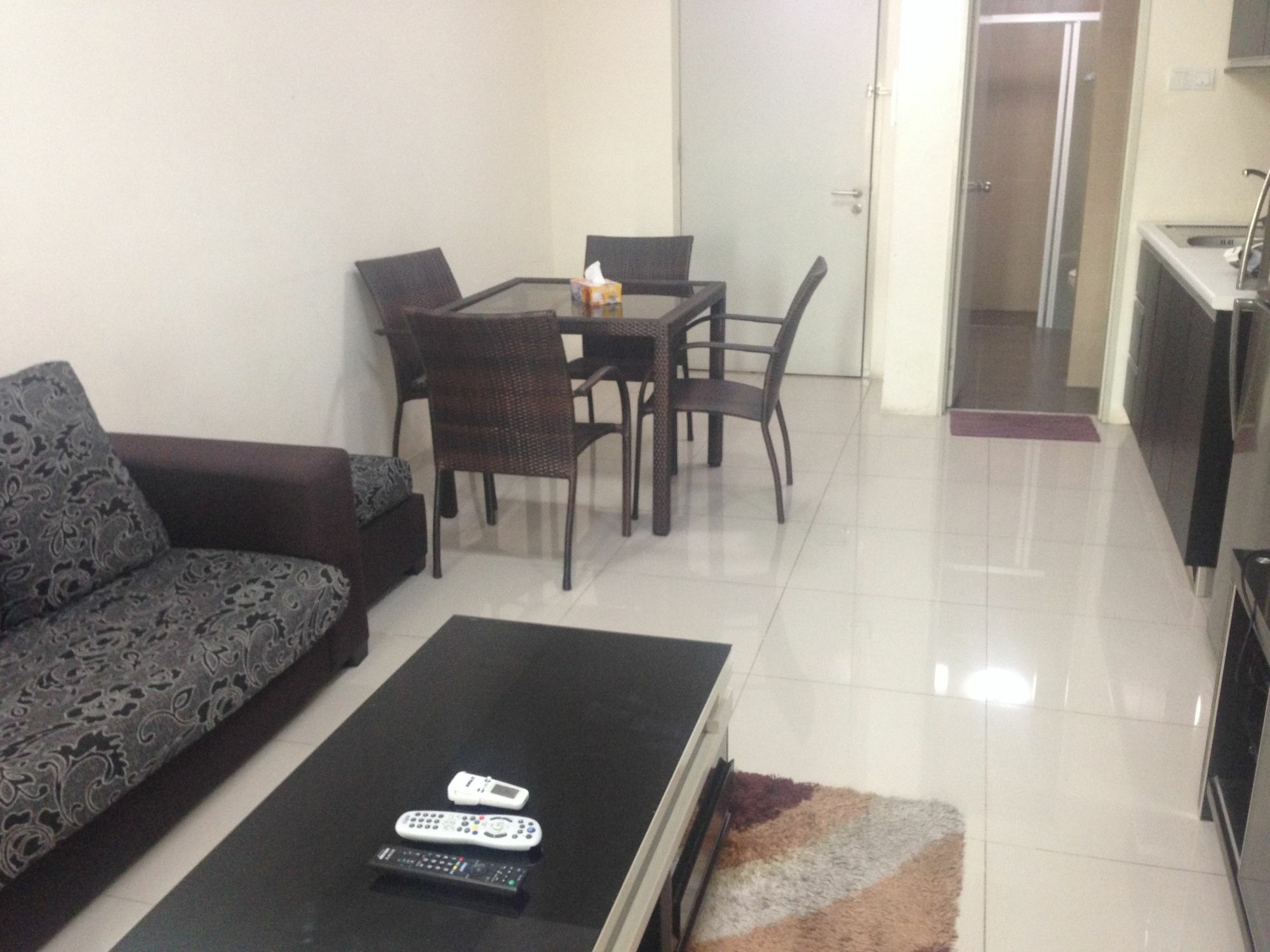 Kl Service Suite At Taragon Kuala Lumpur Kültér fotó