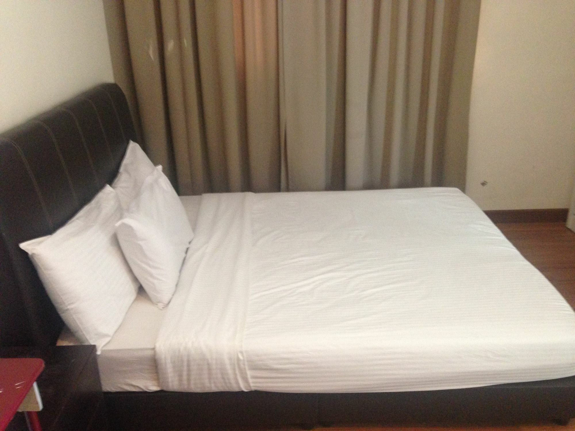 Kl Service Suite At Taragon Kuala Lumpur Kültér fotó