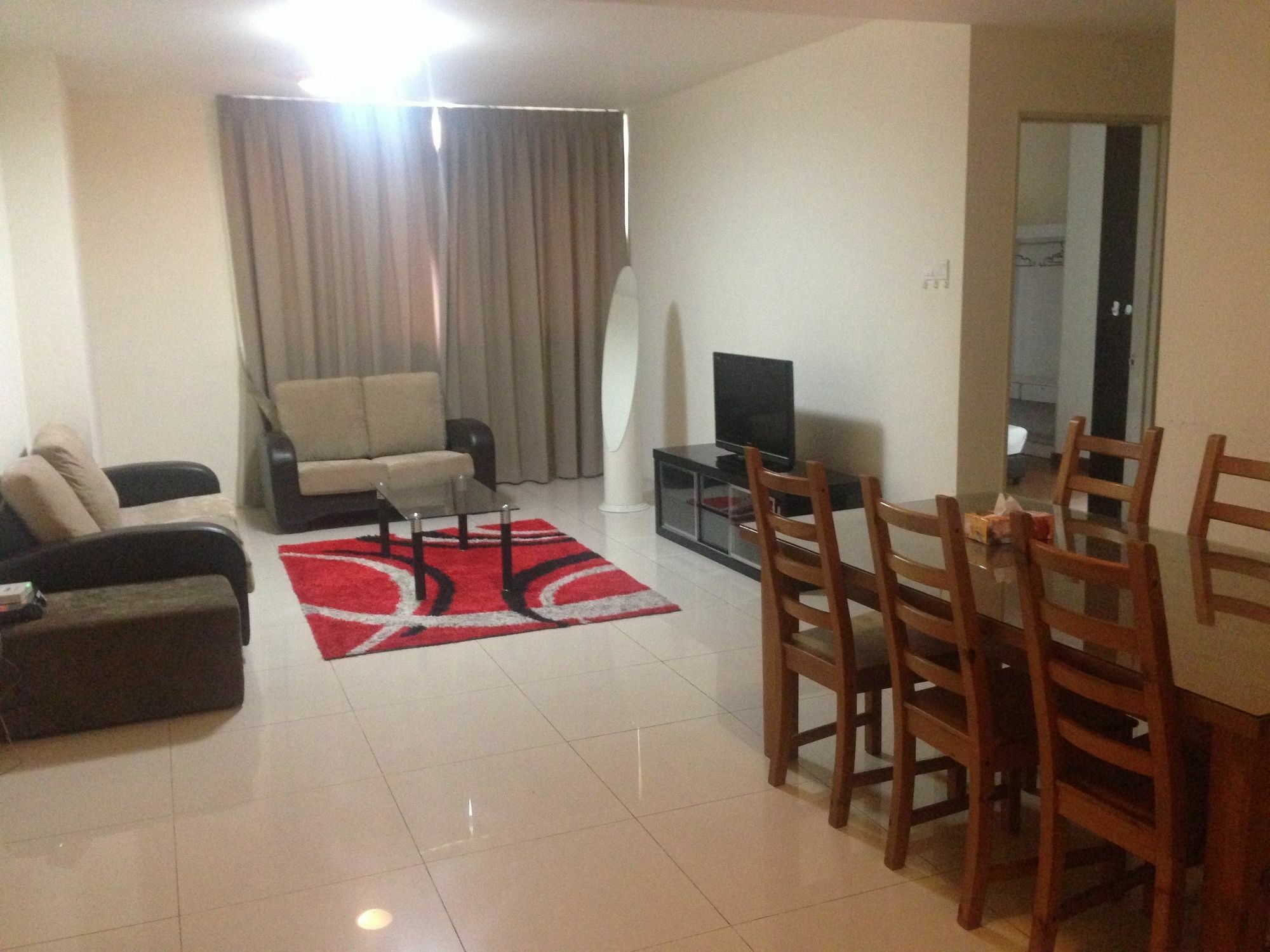 Kl Service Suite At Taragon Kuala Lumpur Kültér fotó